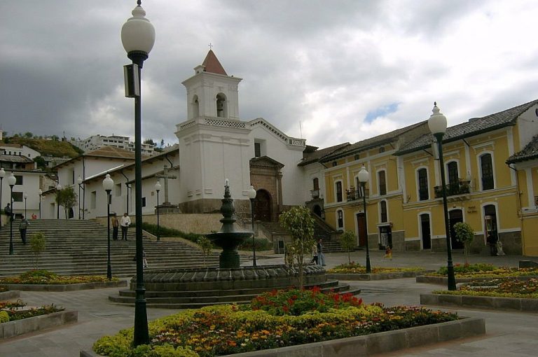 Plaza San Blas: A Cultural Gem Unveiled with PeruWays