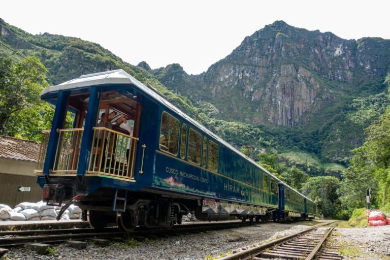 Unlocking a Seamless Train Journey from Cusco to Machu Picchu: 10 Essential Tips