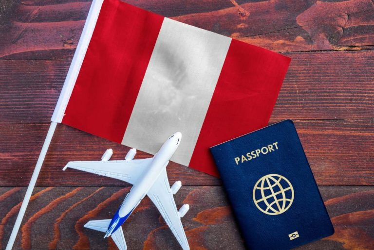 A Step-by-Step Guide to Booking Trains with Peruways