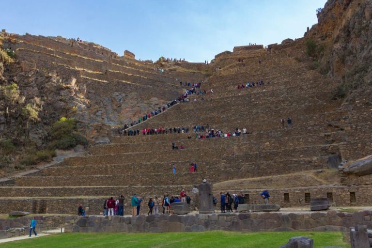 The Haunting Legacy of Death Stairs: A Glimpse into Peru’s Chinchero