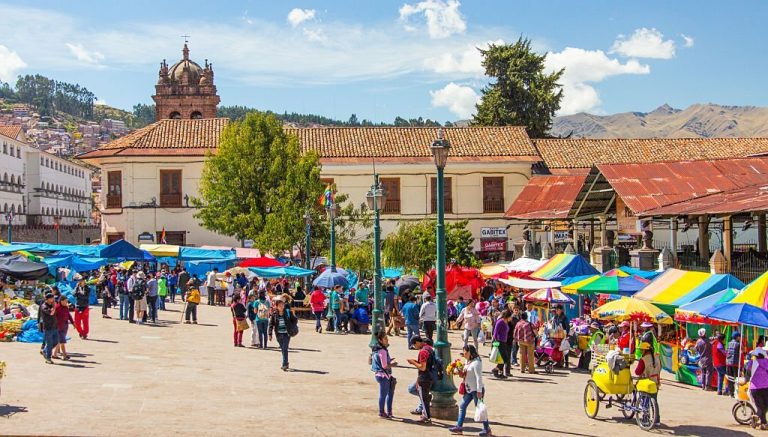 Machu Picchu Pueblo: A Gateway to the Enchanting Citadel