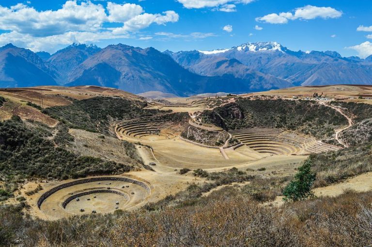Exploring the Enchanting Beauty of the Sacred Valley in Peru