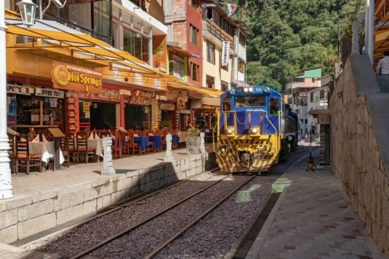 Effortless Navigation: Your Experience at Machu Picchu Station with Peruways
