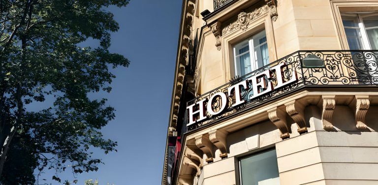 Opulent Escapes Among Historic Wonders