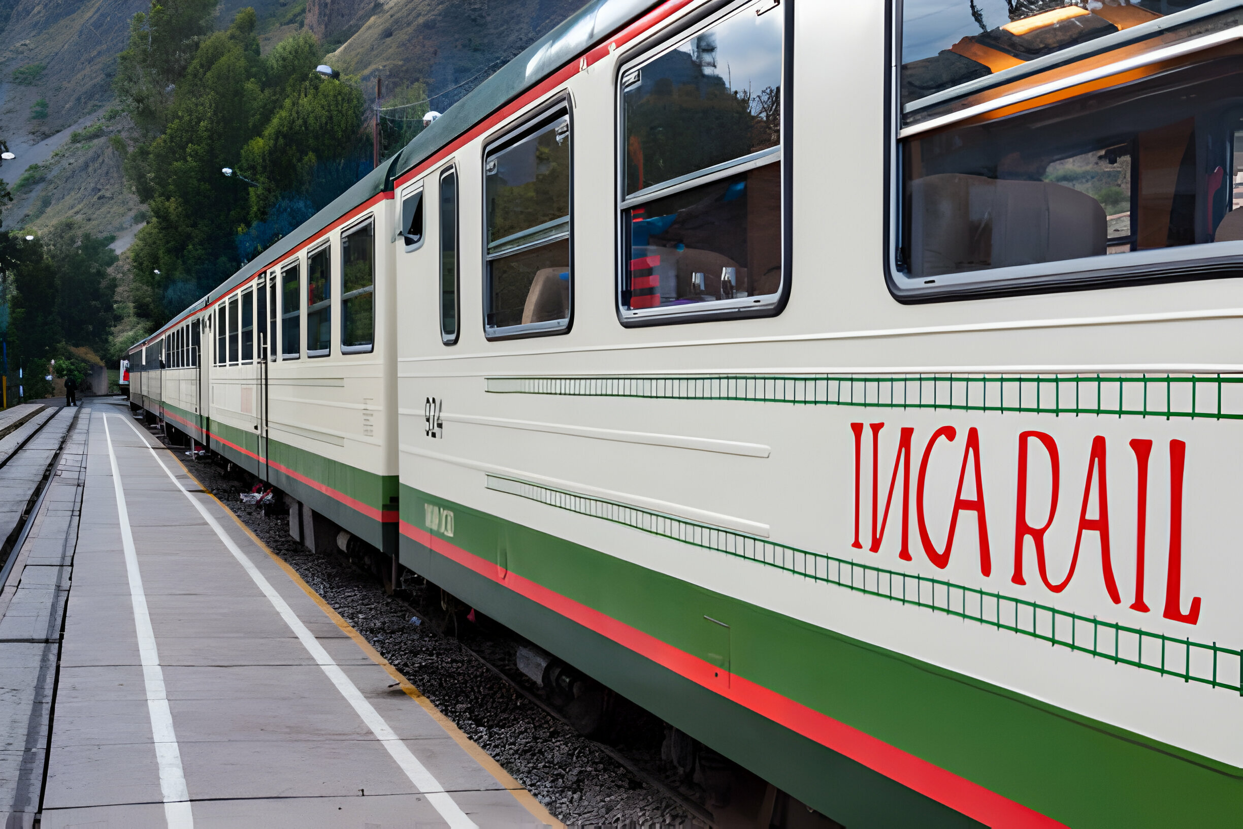 Travel to Machu Picchu in Comfort: The Inca Train Experience - Peruways