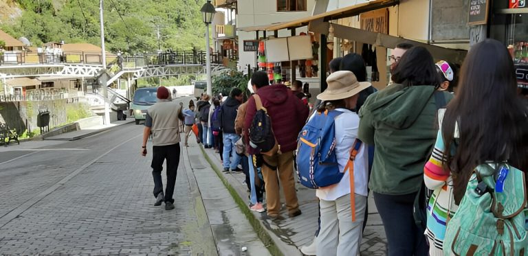 Navigating the Costs of Bus Tickets to Machu Picchu