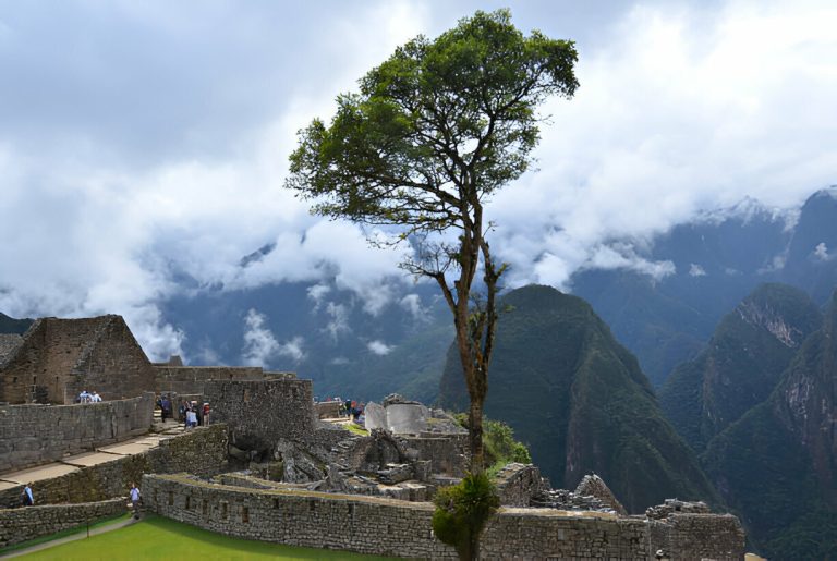 Expert Guided Tours: Discover Machu Picchu with Peruways