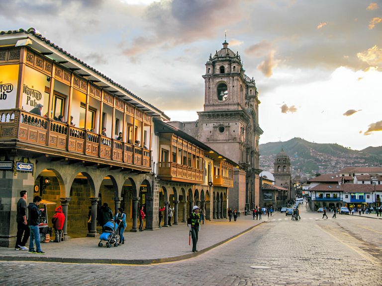 Enjoy the Best Travel Experience From Cusco