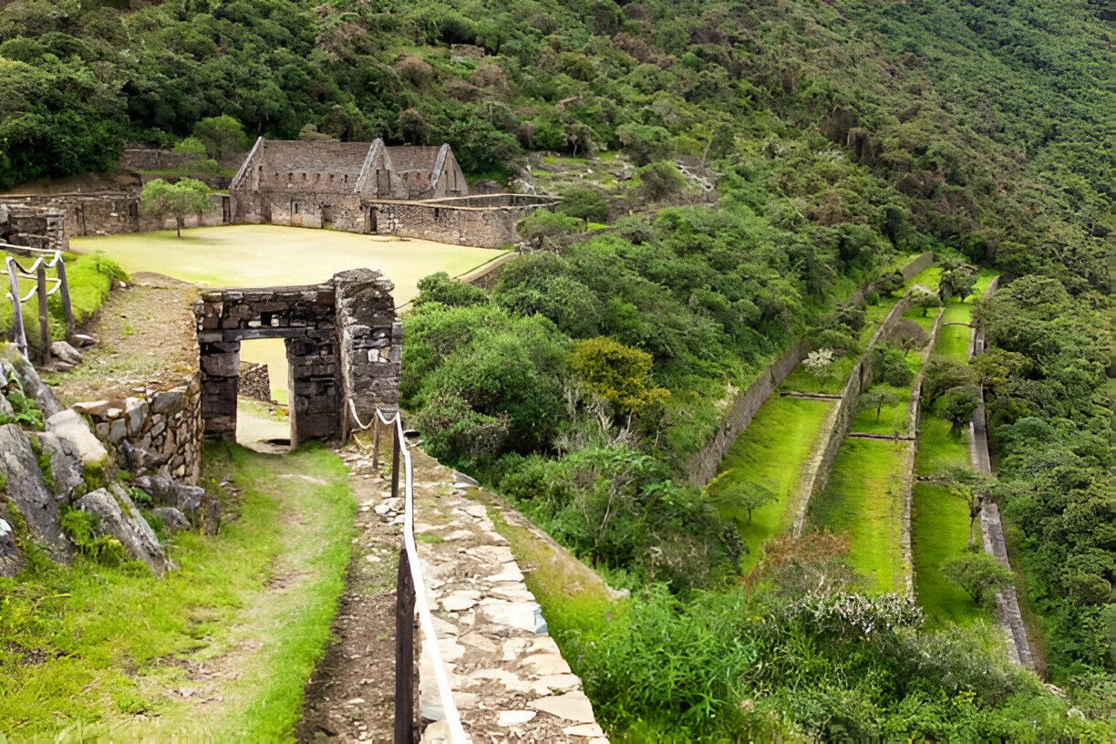 Discover the Hidden Gem of Choquequirao