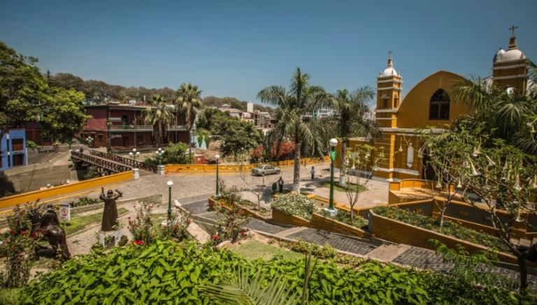 Experience the Best of Lima: Full-Day City Tour with Pachacamac Archaeological Site Visit and Lunch
