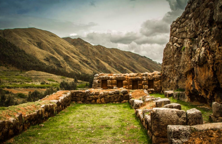 Easy Reservations: Your Handbook for Getting Tickets to Machu Picchu