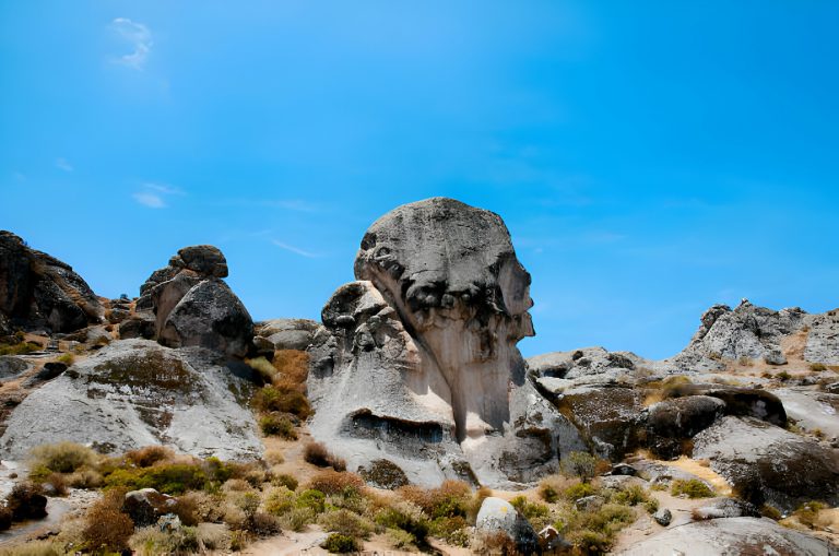 Explores the Face of Machu Picchu