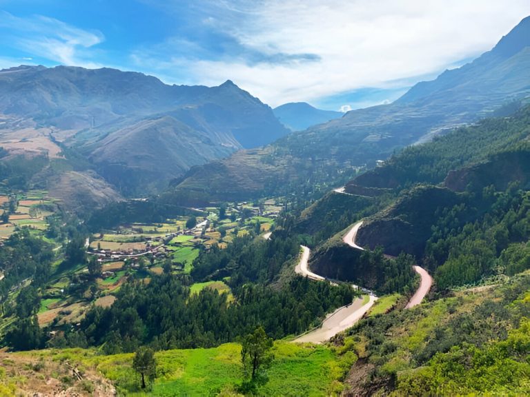 Uncover the Sacred Valley’s Allure: An Enchanting Journey