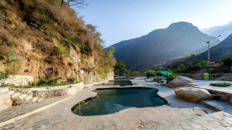 Relax and Rejuvenate: Discover Hot Springs near Cusco with Peruways
