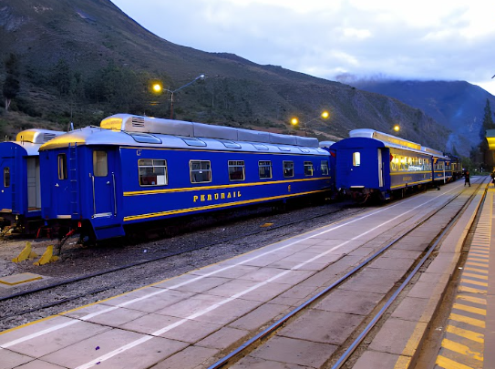 Experience Luxury and Comfort with Inca Rail Train