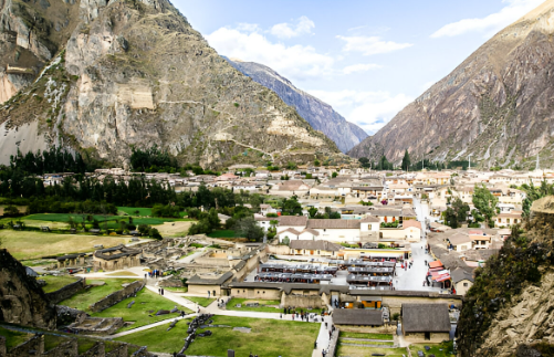 Explore the Enchanting Ollantaytambo Sanctuary
