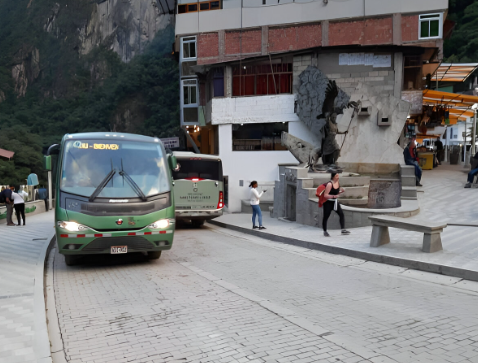 Effortless Travel to Machu Picchu: Why the Bus is Your Best Option