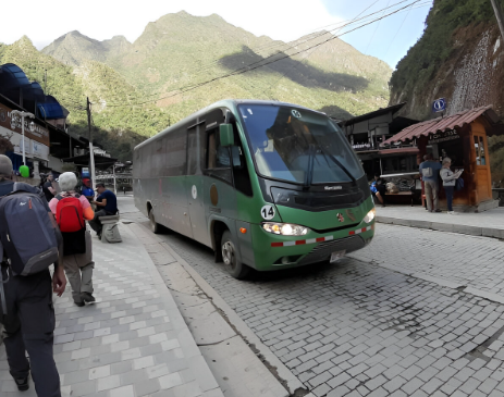 Traveling Conveniently to Machu Picchu with the Bus