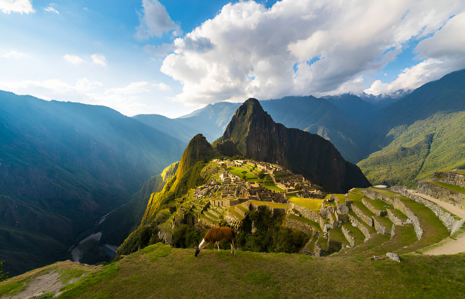 Discover the Magnificent Mountains of Machu Picchu