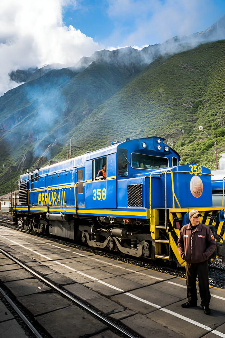 Ollantaytambo Train Station: The Gateway to Your Machu Picchu Adventure