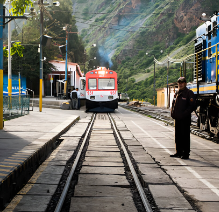 Your Gateway to Machu Picchu: Ollantaytambo Train Station