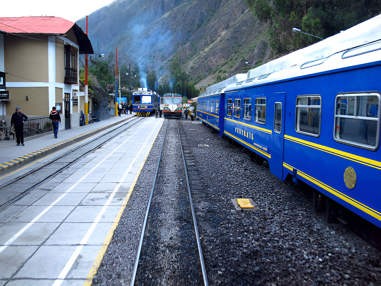 Experience the Journey: Train from Cusco to Machu Picchu