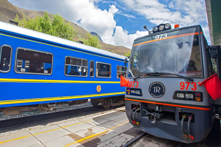 Starting Your Machu Picchu Journey: Ollantaytambo Train Station Guide