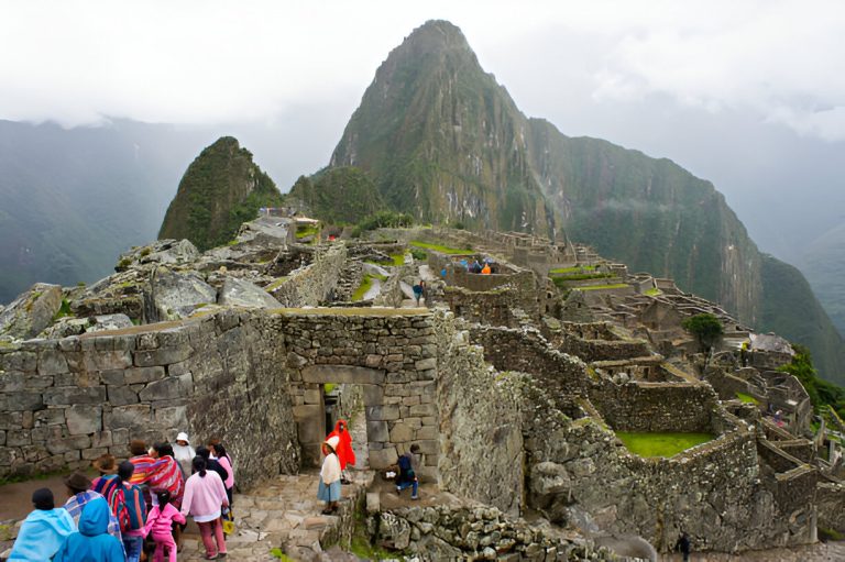 Discovering Machu Picchu: The Importance of a Tour Guide