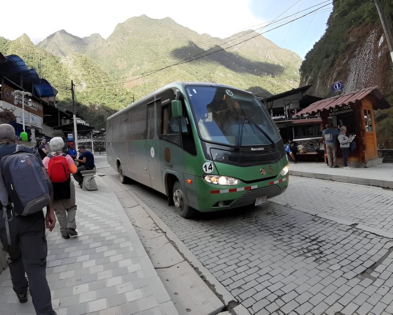 Discover the Machu Picchu Bus Experience