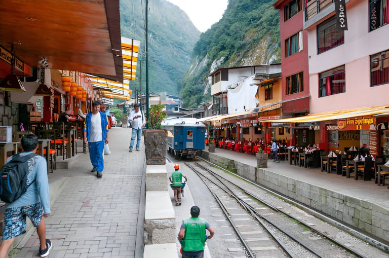 Discovering PeruRail: Your Gateway to Machu Picchu