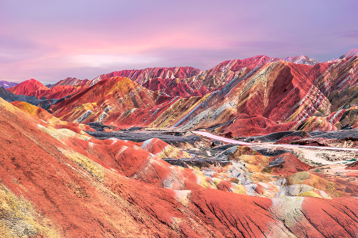 Discovering the Altitude of Rainbow Mountain