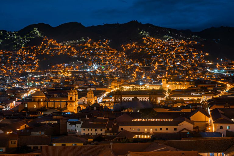 Discover the Vibrant Nightlife of Cusco