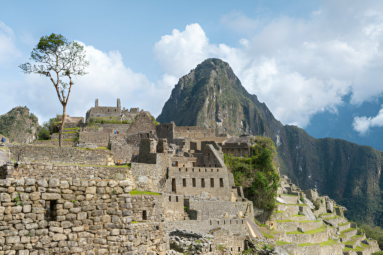 Highest-Mountain-in-MachuPicchu
