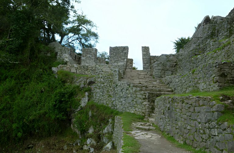 Machu Picchu: Should You Hike to Intipunku or the Inca Bridge?