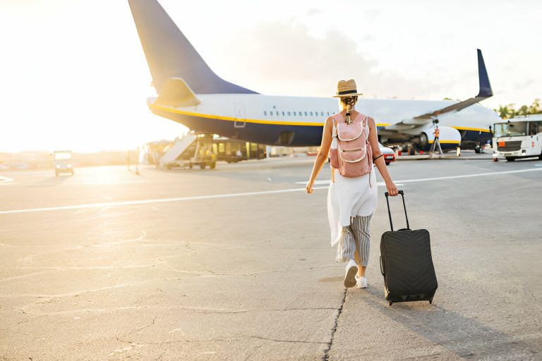 Flying Alone for the First Time? Here’s How to Stay Safe