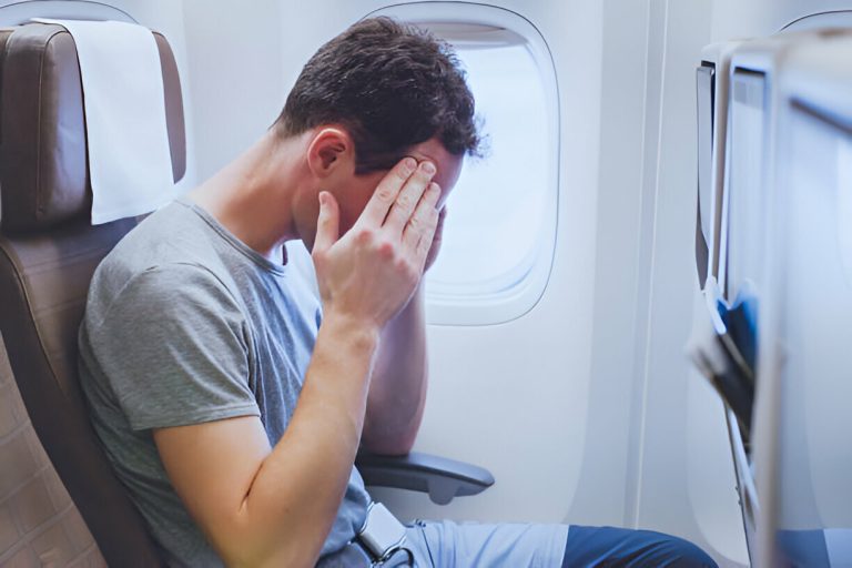 How to Avoid Jet Lag on Long-Haul Flights
