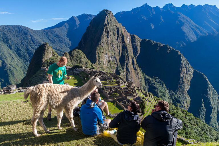 How Many People Can Visit Machu Picchu Per Day? Guide