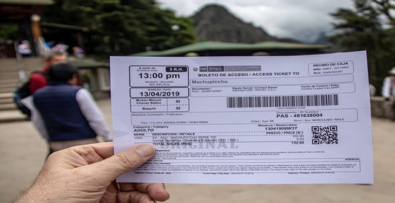 Where to Buy Machu Picchu Tickets in Aguas Calientes