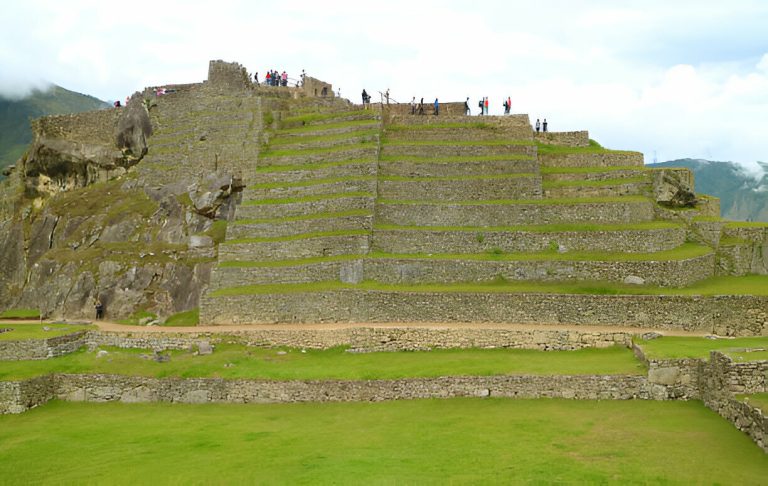 Explore Sacred Plaza & Hidden Temples of Machu Picchu
