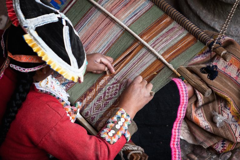 Inca Textiles: Art and Cosmovision Along the Inca Trails